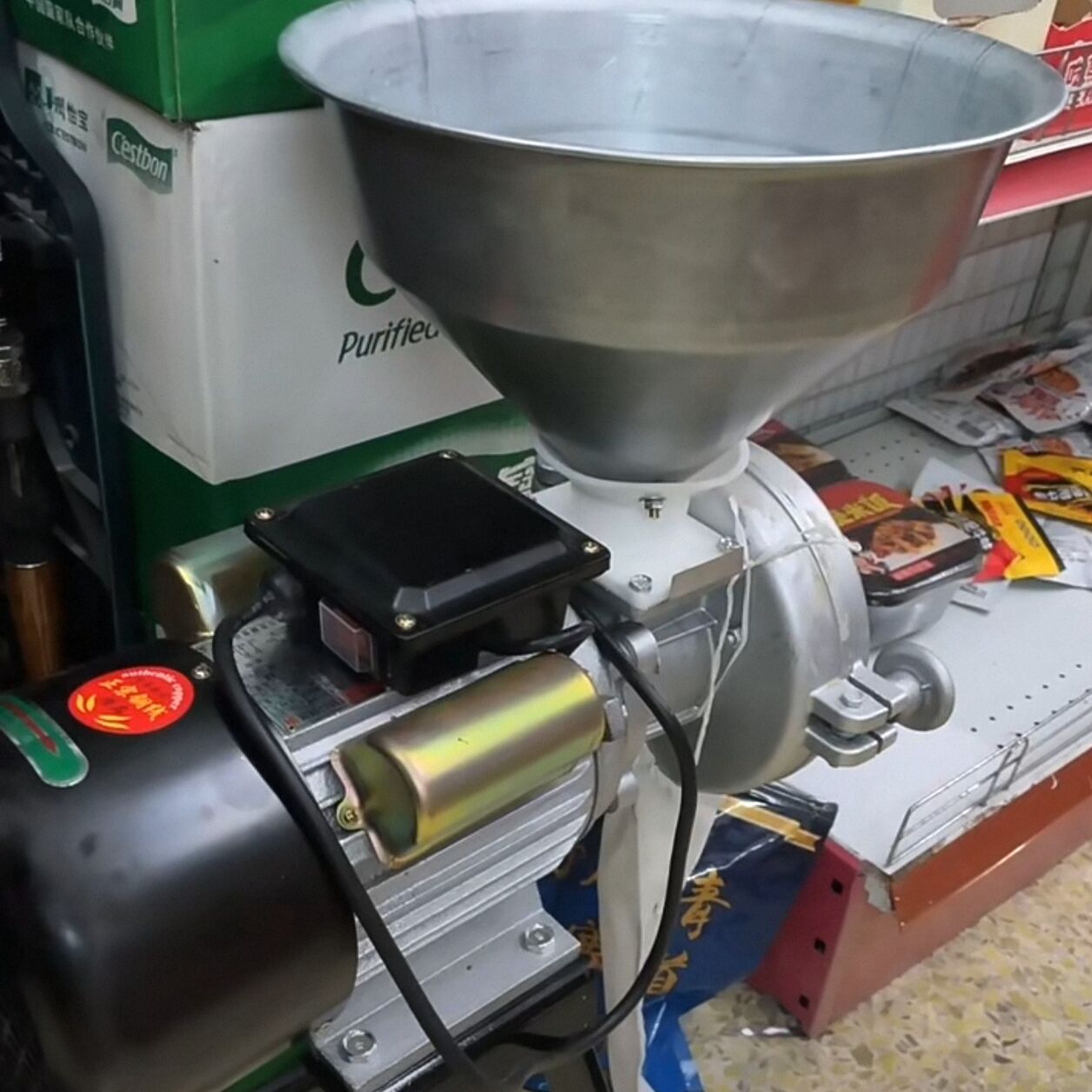 Grain Mill Grinder - Elektryczny młynek do ziaren, do mielenia